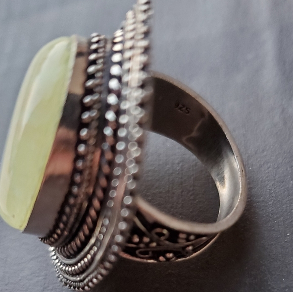 New Huge Dichroic Glass 925 Silver Statement Ring. - Picture 10 of 14